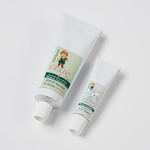 Gelix, Xyligel Erdbeere Geschmack ohne Glycerin zuckerfreies Mundgel in zwei Tubengrößen, Produktbild