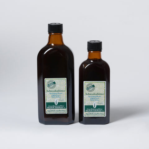 Auf dem Produktbild sieht man eine 200ml und 100ml Flasche mit Schwedenbitter.