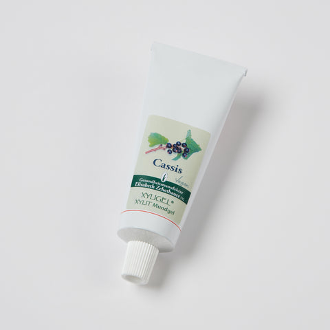 Xyligel Cassis Geschmack zuckerfreies Mundgel in der Tube Produktbild