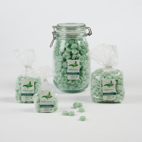 Xylit Bonbons Pfefferminz Geschmack in verschiedenen Verpackungsgrößen, Produktbild 