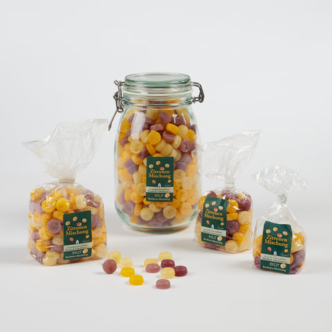 XYLIT-Bonbon Zitronen-Mischung in verschiedenen Verpackungsgrößen, Produktbild 