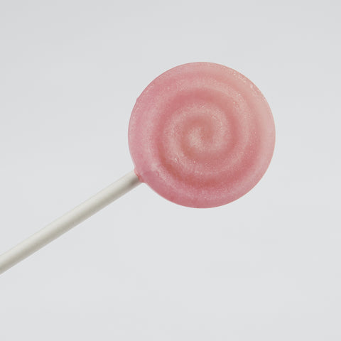 Xylit Lolli Erdbeere Geschmack, runder flacher Lutscher mit erhabener Spiralform, Produktbild