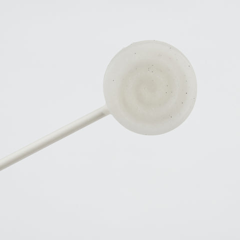 Xylit Lolli Vanille Geschmack, runder flacher Lutscher mit erhabener Spiralform, Produktbild